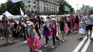 На Майдане Незалежности в Киеве начался фестиваль "Все вместе - за семью". ФОТОрепортаж