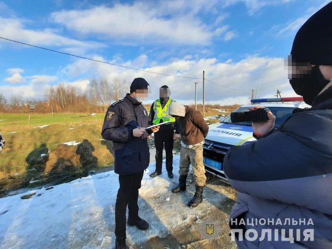 Продавця вибухівки затримали на Закарпатті, - Нацполіція 02