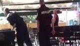 Одесские милиционеры подшофе в разгар рабочего дня дебоширят в кафе и получают сдачи. + ВИДЕО.