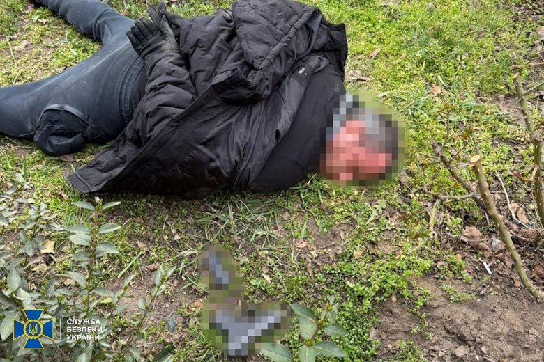 Hitman attempted to shoot a senior Navy official