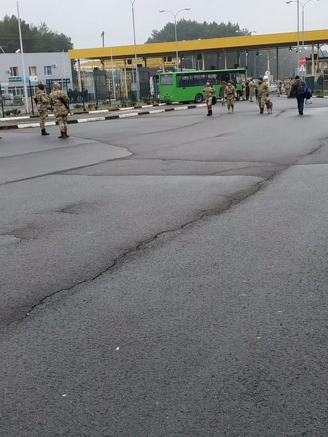 Новые протесты евробляхеров: заблокирован ряд пунктов пропуска на границе, горят шины 26