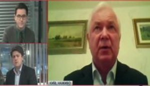 Генерал Маломуж появился в прямом эфире одного из украинских телеканалов без штанов. Курьезное ВИДЕО