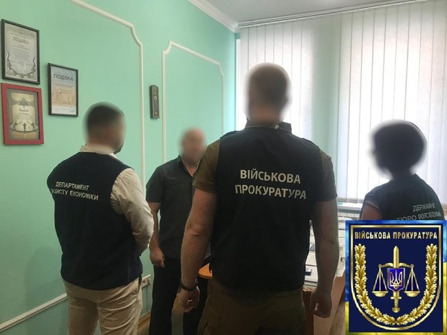 Начальник Управління у справах національностей та релігій КМДА упіймався на хабарі 2 тис. дол. за реєстрацію релігійної організації 01