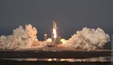 Космический челнок с "робонавтом" отправился на постоянную "парковку" МКС. ФОТОрепортаж