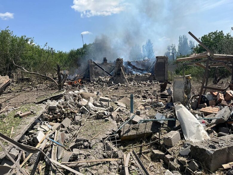 Наслідки ворожих обстрілів Донеччини