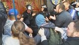 Під час мітингу під ГПУ проти екстрадиції в РФ Тумгоєва сталися сутички: мітингувальники б