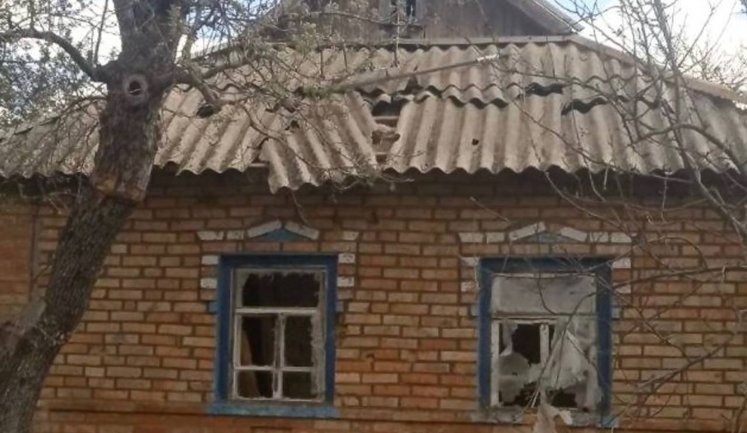 Россияне 30 раз нанесли удары по Днепропетровщине: тяжело ранена женщина