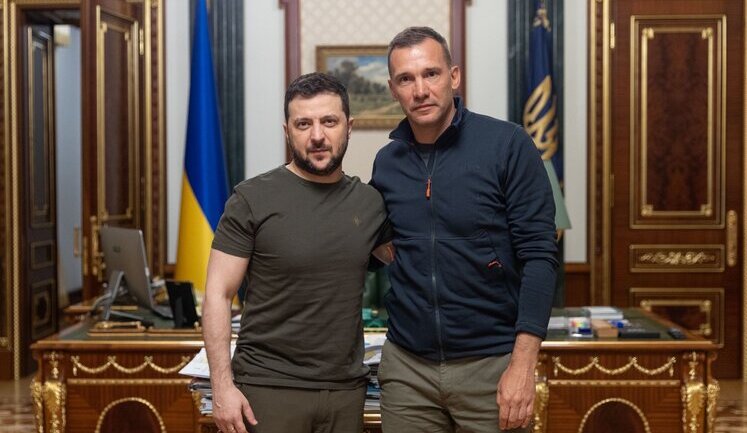 Футболист Шевченко стал первым послом платформы U24, через которую собирают средства для Украины. ФОТО