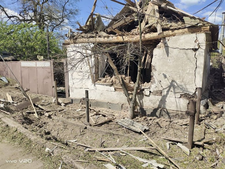 As result of Russian attacks and bombings in Donetsk region today killed at least 9 people, 2 - are wounded, - Kyrylenko 03