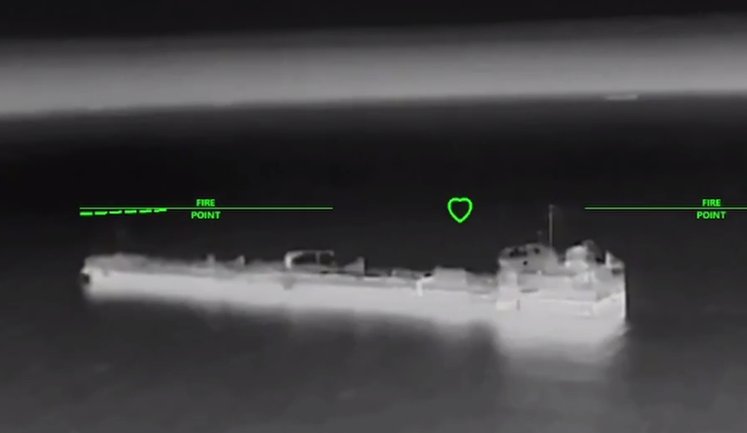 Еще 9 танкеров "теневого флота" РФ поразили СБС в Азовском море, - Мадяр. ВИДЕО