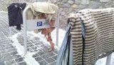Киевские велопарковки за 40 тысяч используют для сушки туалетных тряпок. ФОТО