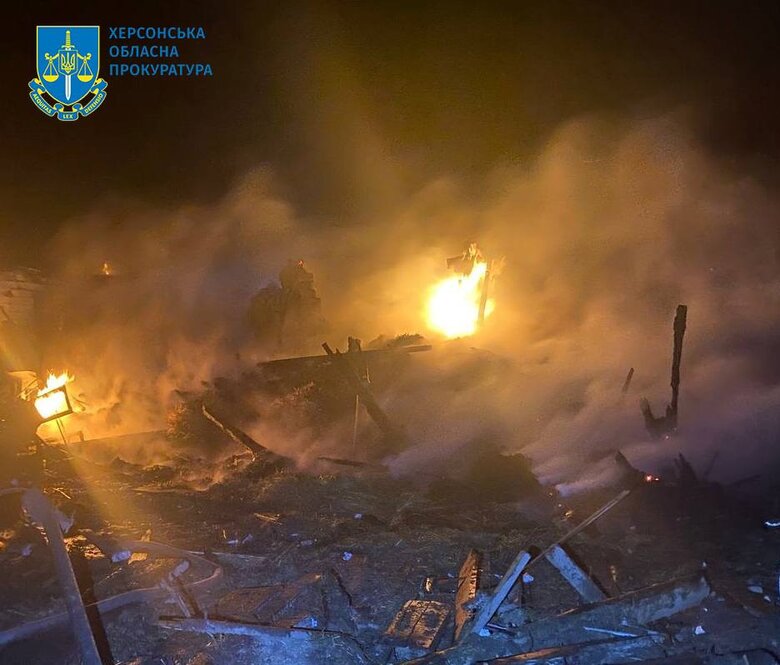 Последствия вражеского обстрела Белозерки 02