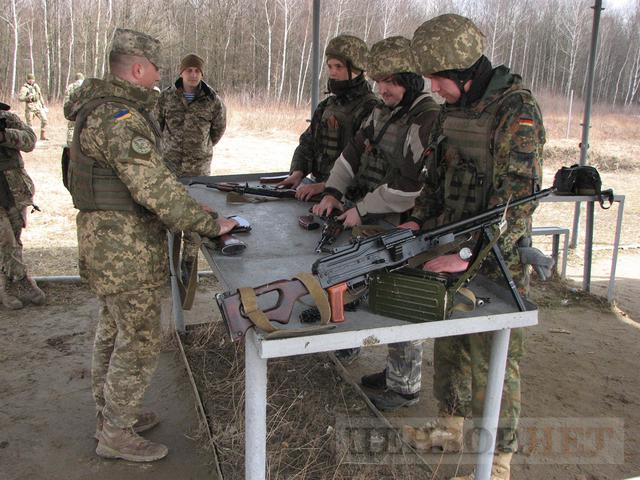 Холодом, вітром, вогнем: Як Марусині ведмеді готують бійців ВДВ 10