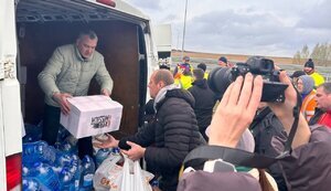 На границе с Польшей создан Штаб помощи водителям. ФОТОрепортаж