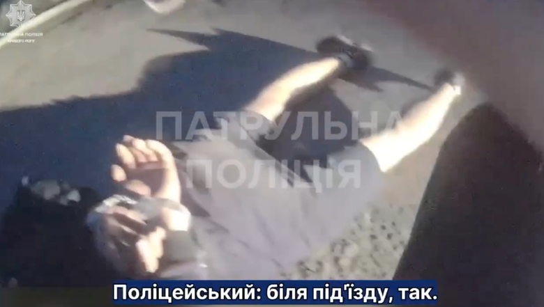 У Кривому Розі затримали чоловіка, який погрожував гранатою