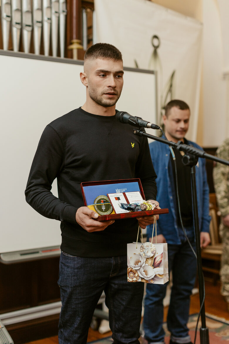 The National Hero of Ukraine award became the first after a two-year break 14