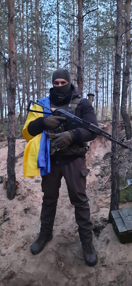 Пограничники отбили вражескую атаку на Луганщине и взяли пленника, - Госпогранслужба 01