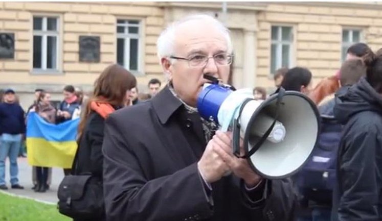 Львовский ректор Вакарчук - студентам: "Кто сможет - езжайте в Киев, остальные должны протестовать здесь". ВИДЕО