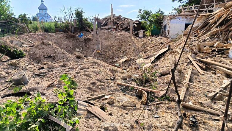Наслідки ворожих обстрілів Херсонщини 09