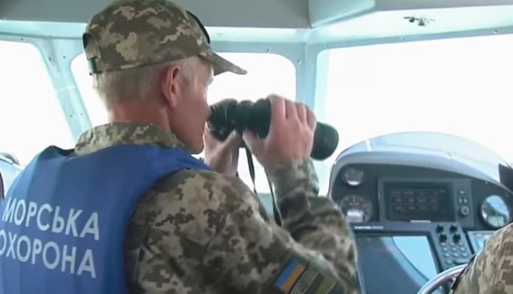 Росія закрила 2000 квадратних кілометрів Азовського моря для українських суден. ВIДЕО