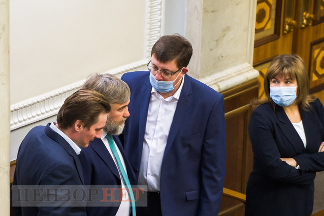 Прямое распоряжение Кивы, новый образ Тимошенко, фотожабы на Зеленского и сообщение от лисички Волошину из ОПЗЖ, - день работы ВР 17 ноября 04