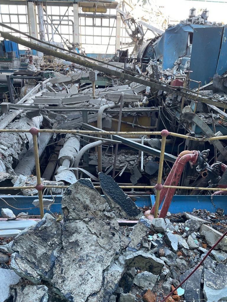 Russia destroys Kremenchuk thermal power plant with Iskander ballistic missiles, which supplied electricity to whole city 02