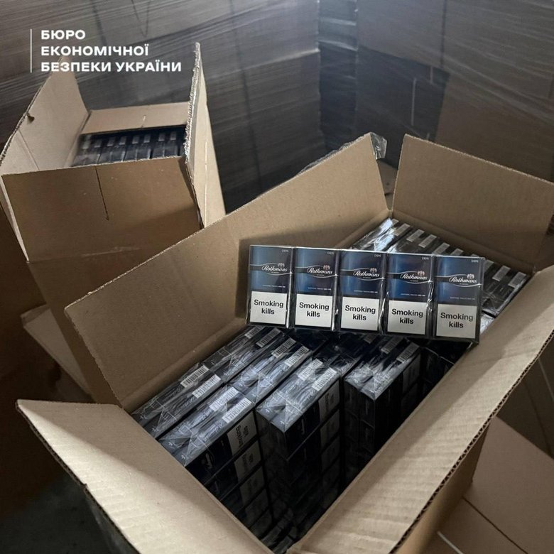 48 тисяч літрів спирту в приватному дворі: на Закарпатті викрили цех із виготовлення алкоголю