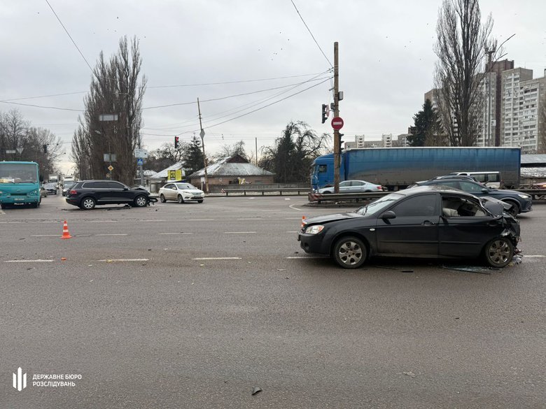 Смертельное ДТП в Киеве: военный нарушил ПДД