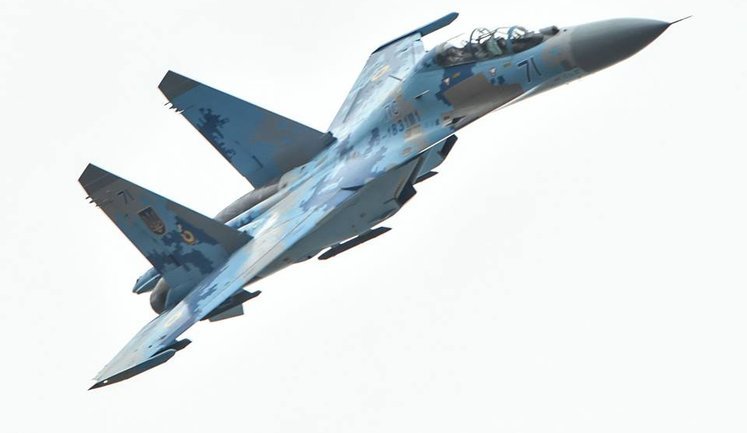 Порошенко лично испытывает отремонтированный истребитель Су-27 в Запорожье. ФОТОрепортаж+ВИДЕО (обновлено)