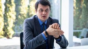 Leader of Servant of the People party Razumkov: I will speak Russian as long as Donbas and Crimea are occupied