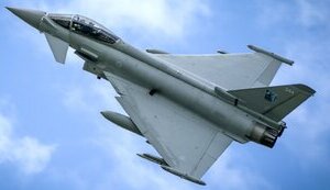 Великобритания может отправить истребители Typhoon в Украину