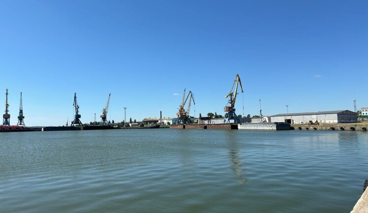 Як порт Усть-Дунайська перейшов під контроль бізнесмена, що працює в окупованому Криму