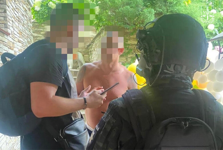 У Франції затримали банду рекетирів "Залютинських" з України