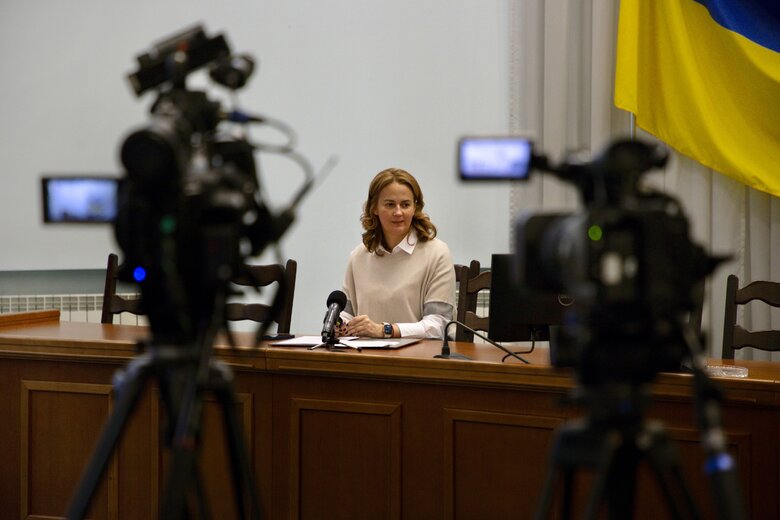 Голова Державної міграційної служби Наталія Науменко: Людей, які воювали, Україна видавати точно не буде 04