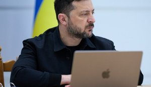 Journalists published list of questions for Zelenskyy: Who is ’Vova’ from ’Dynasty’ co-operative?. VIDEO