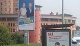 "Нет рискованным отношениям!": рекламисты "пошутили" над дуэтом Шевченко и Королевской. ФОТО