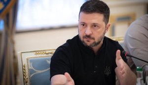 Украина увеличивает применение дальнобойных дронов по нефтеперерабатывающим заводам и военным объектам РФ, - Зеленский