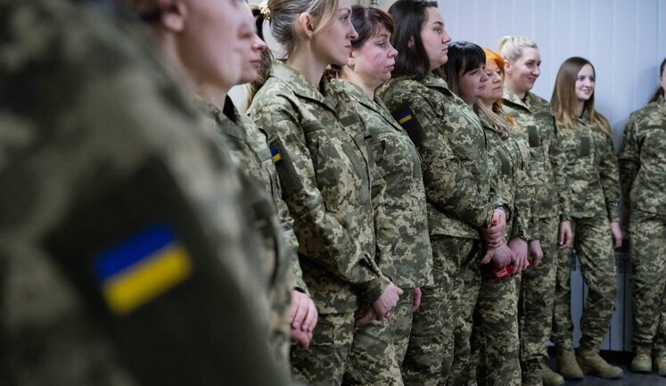 Женщин-медиков будут штрафовать на 17-25 тыс. грн за нарушение правил военного учета