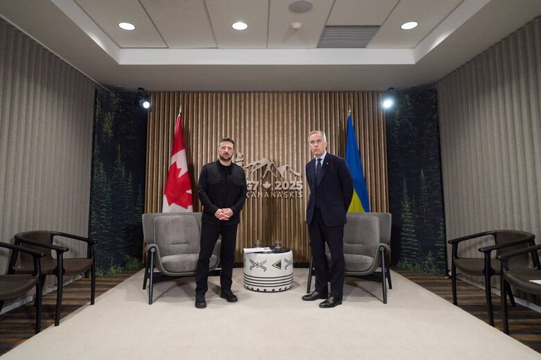 Zelenskyy and Carney meet on the sidelines of the G7 summit