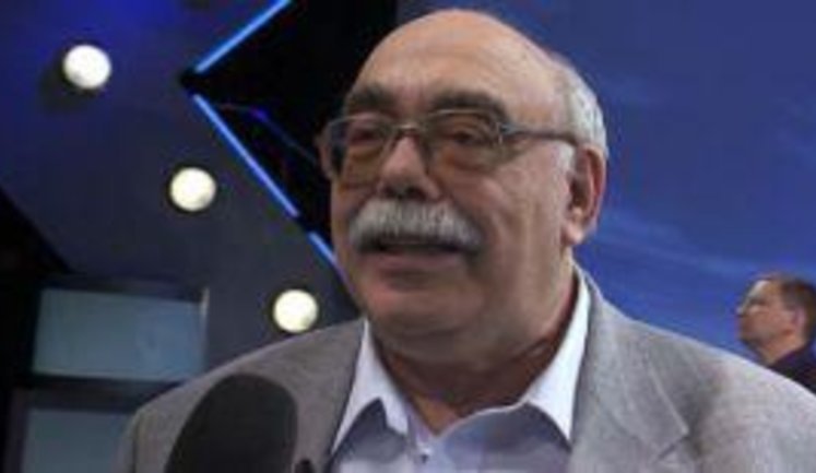 Александр Пасхавер: "У меня нет претензий к Януковичу, у меня претензии к народу, который его выбрал"