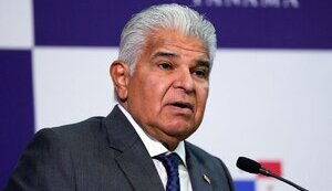 Президент Панами Хосе Рауль Муліно відкинув заяву Трампа про повернення США Панамського каналу