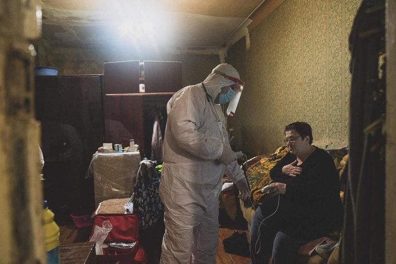Минздрав показал жуткие фото из COVID-больницы: Пациенты в тяжелом состоянии и нуждаются в кислороде 27