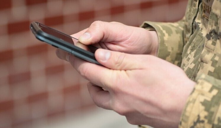 How Russian intelligence hacks into commanders’ phones: real detective story
