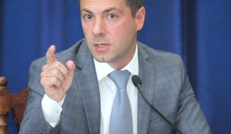 Екс-заступнику голови АП часів Януковича Чмирю підписано підозру про підробку документів та декларування недостовірної інформації, - Сарган