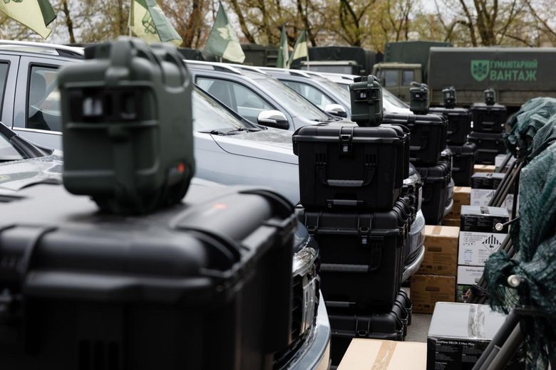 Порошенко передав комплекси Ай-Петрі захисникам