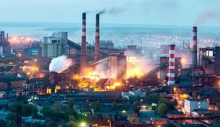 Російські удари та блокада портів можуть скоротити випуск сталі в Україні на 30-40%, ‒ ЗМІ
