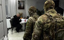Провідний інженер держаної енергокомпанії оформлював фейкові бронювання чоловіків