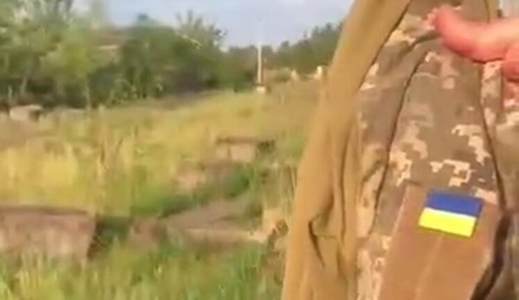 У Запоріжжі військового не пустили до пляжно-розважального комплексу, бо він був у формі. ВIДЕО