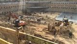 Усе за планом. Котлован 11 метрів. На три підземні поверхи. Бетонуємо, - співвласник "Оберіг" Деркач про будівництво другої черги клініки. ФОТО дня