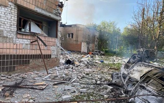 Рашисти скинули 5 ФАБів на Краматорськ: троє поранених. ФОТОрепортаж